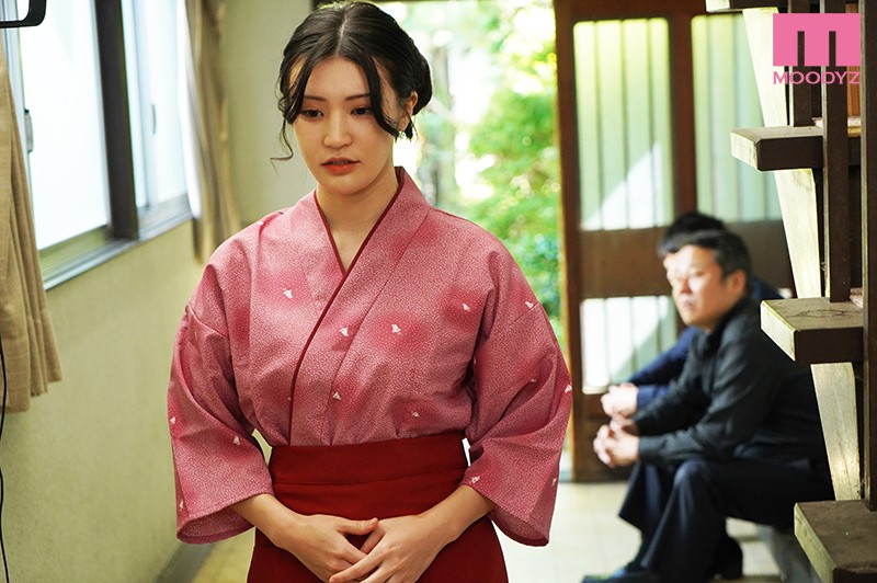 MIDE-889 – Gadis Cantik Digerayangi Seperti Sex Toy Oleh Kumpulan Kakek – Shoko Takahashi Screenshot 1